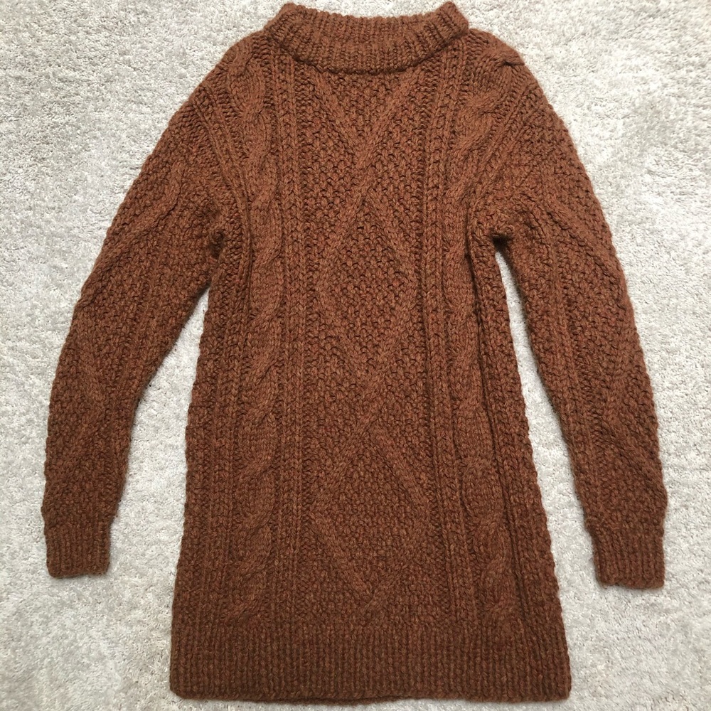 Free People 100% alpaca cableknit sweater dress 🧡